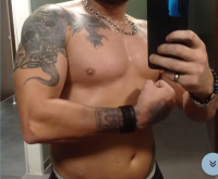 FatWhiteCock2807's webcam live show