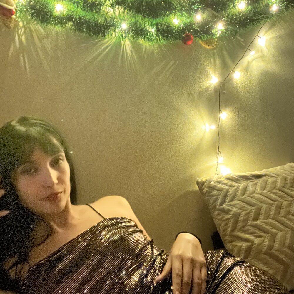 http_ethereal live cam model at StripChat
