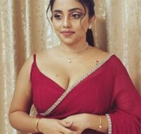 Heena-143's webcam live show