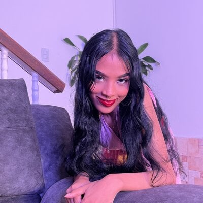 Carley_lux