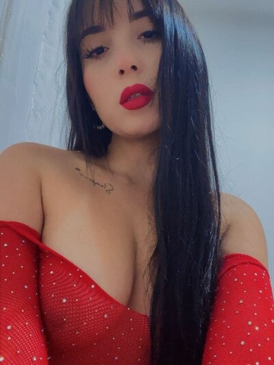 Laurie-payge Female Yogayoung Free Cam Naked