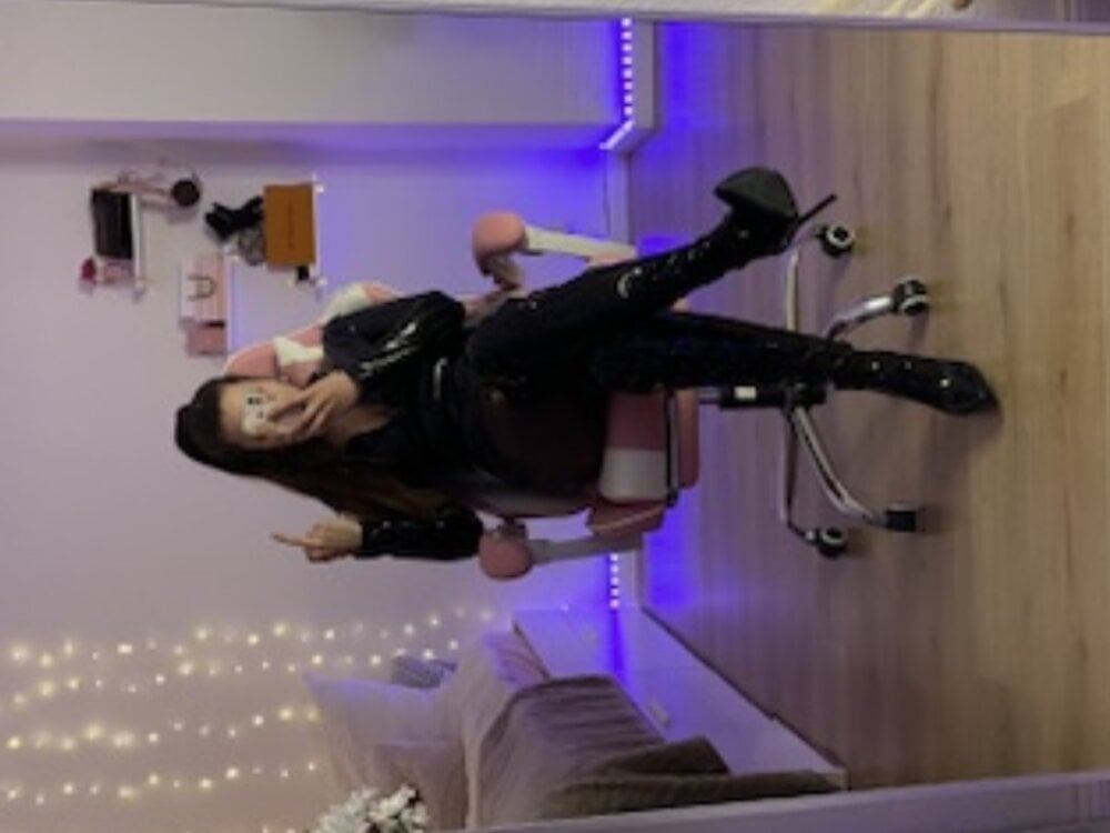 queenmarieheel