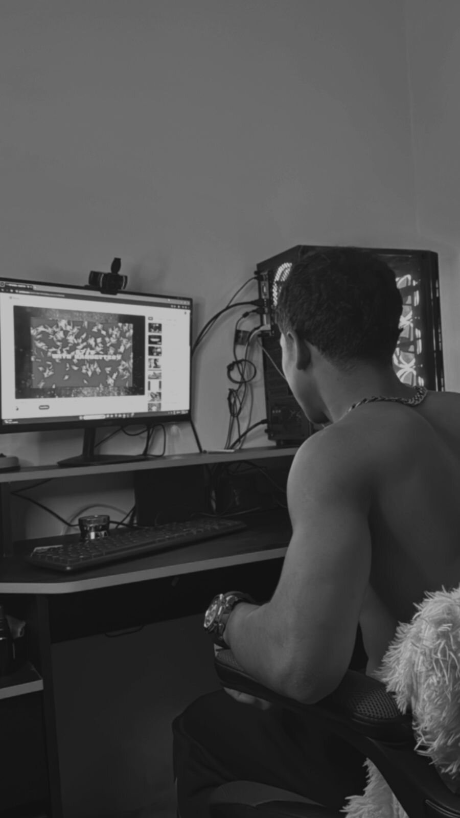 kevinhotlatin