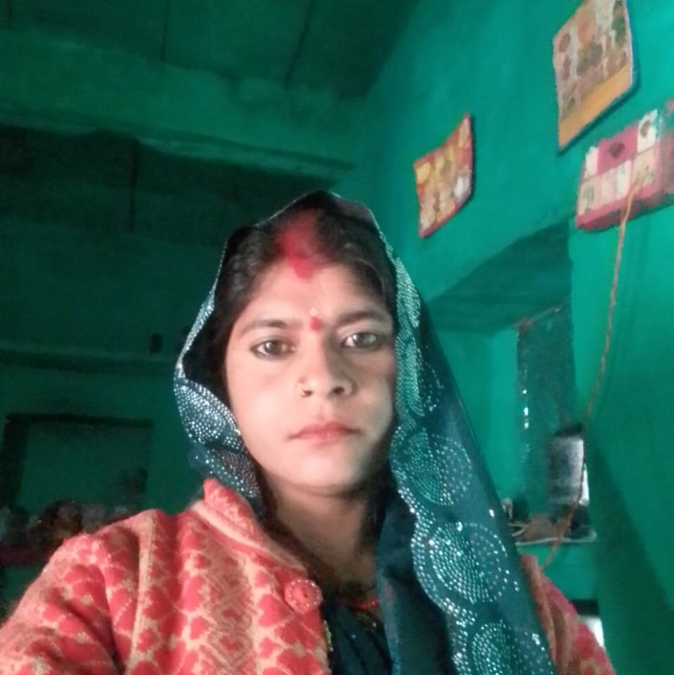 laxmi_01 webcam profile - British