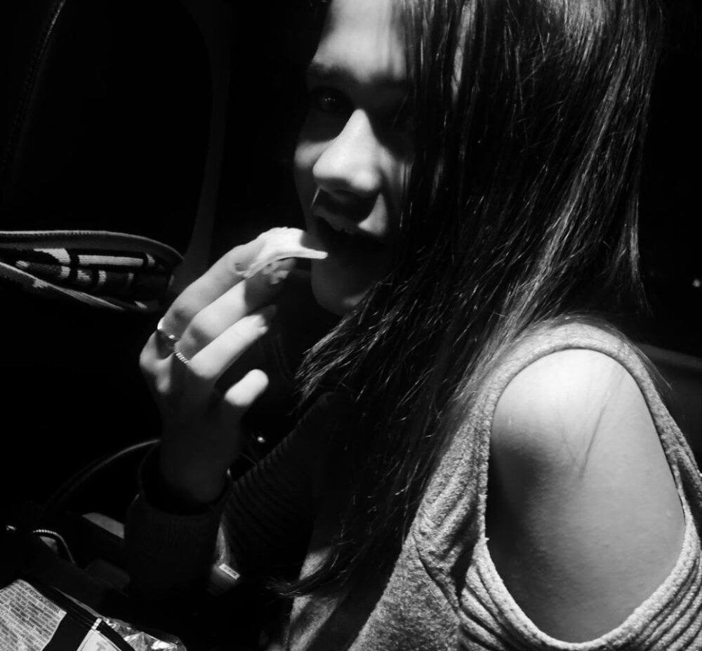 LisaXCherry profile