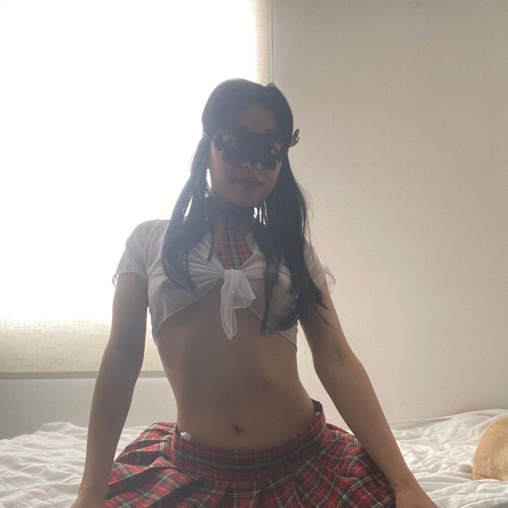 iluvcams.com rubysexybell livesex profile in ill-let-you-guess cams