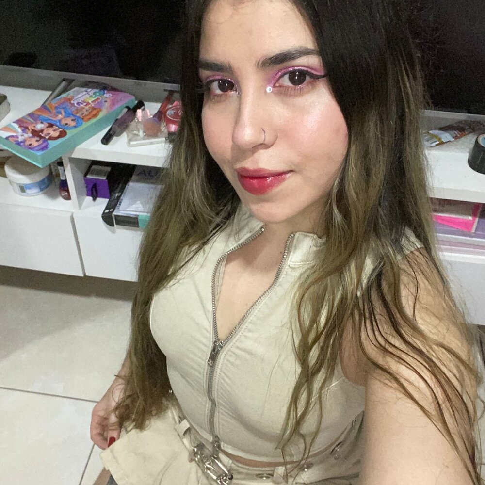 violetta_taylor_