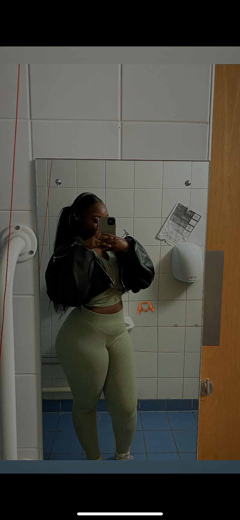 SexyDebsxox