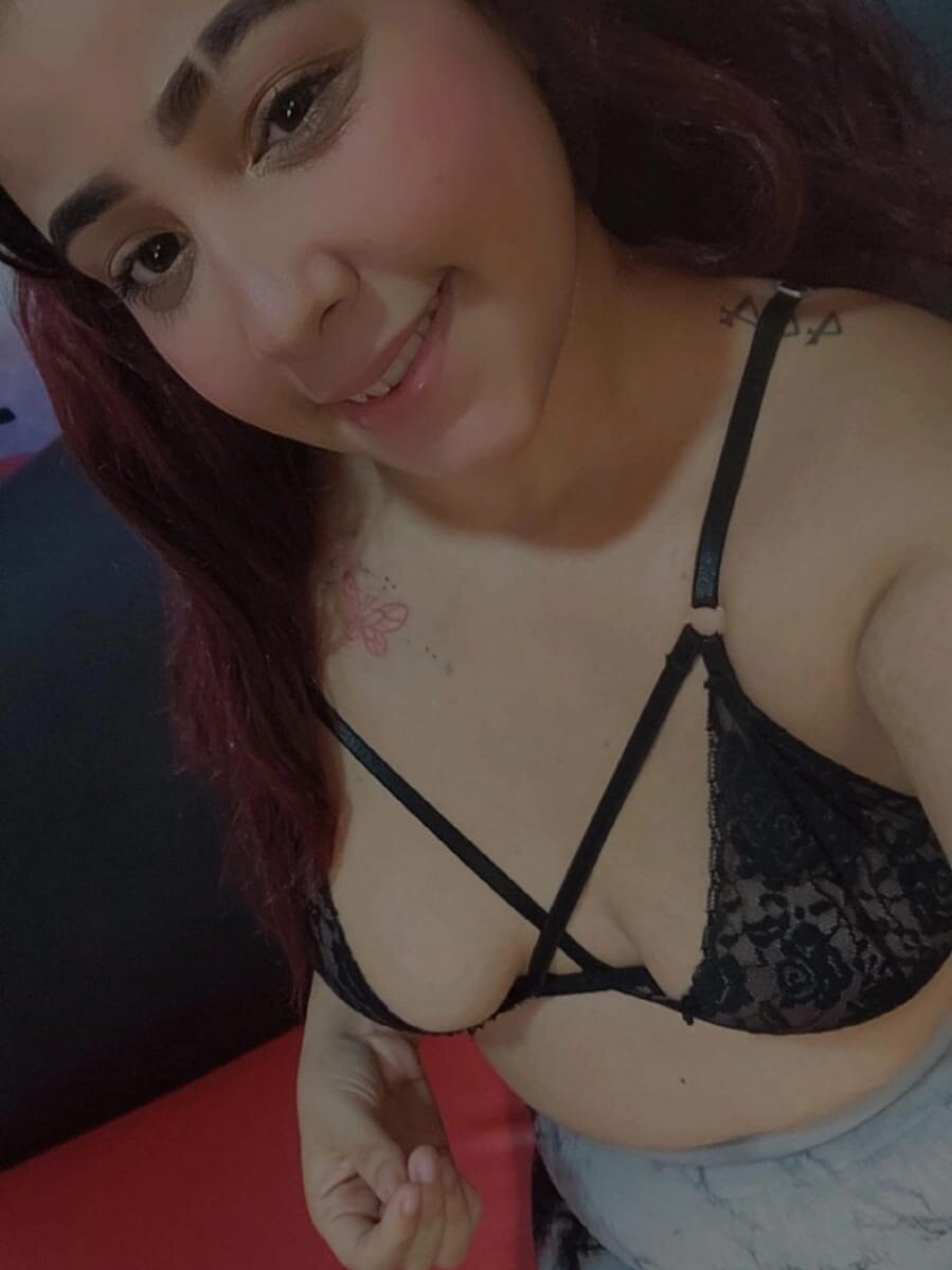 destroys_IsiisLove profile