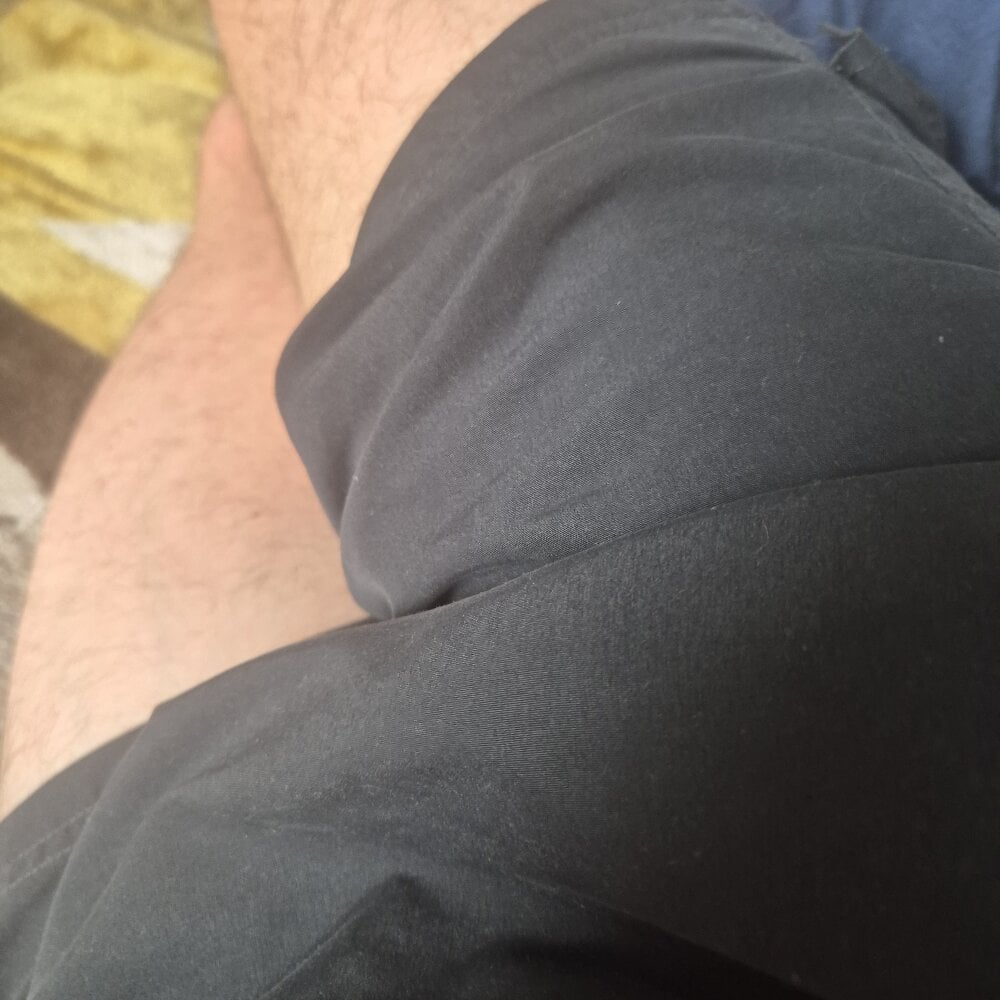 gregory2700 from stripchat