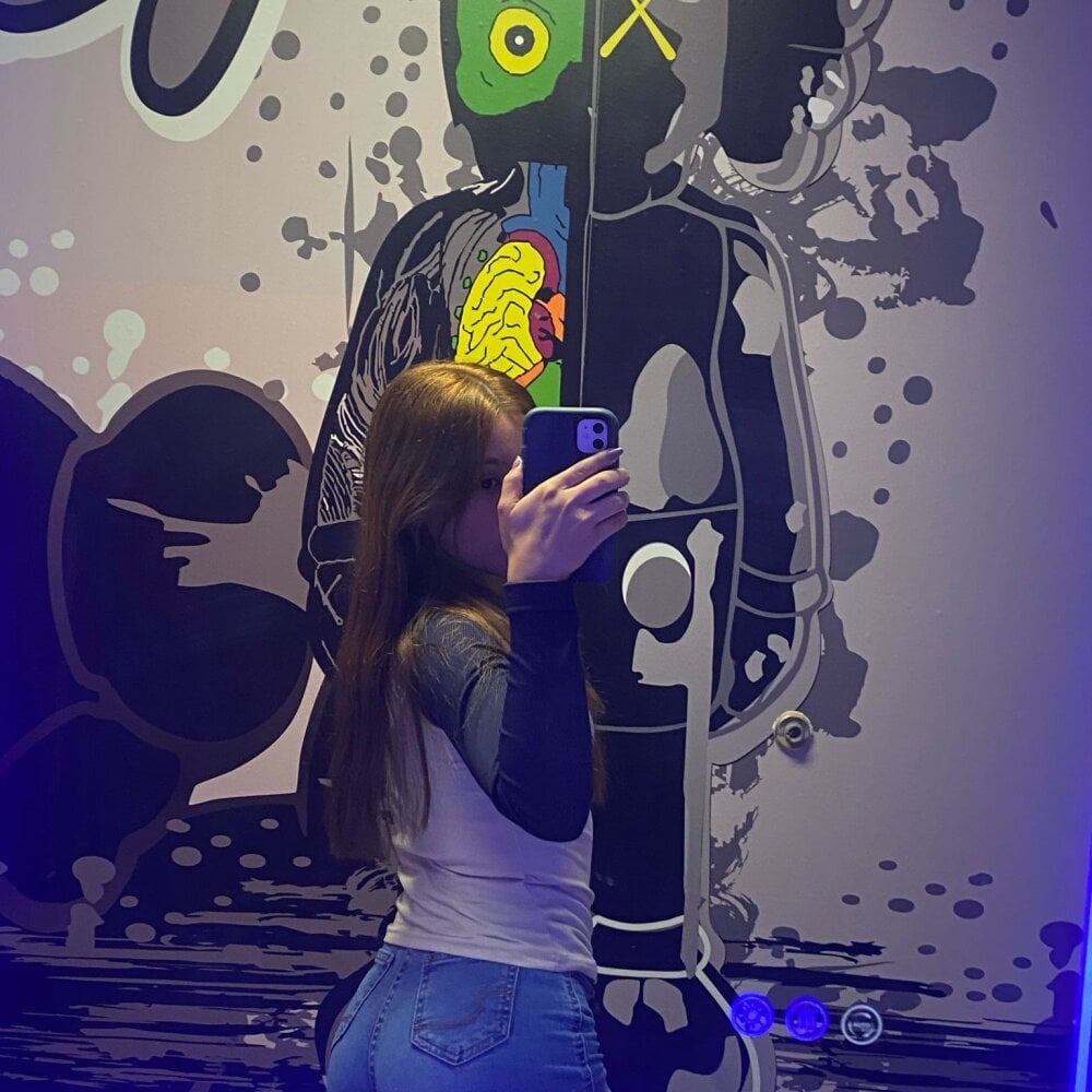 Offline XXX chat modela Official_BellaSeduction