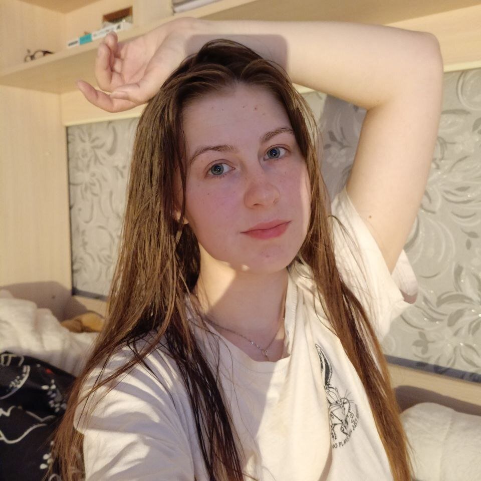 EsmeDarr ⏳ online chat