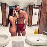 Fitcouplex95's Offline XXX Chat