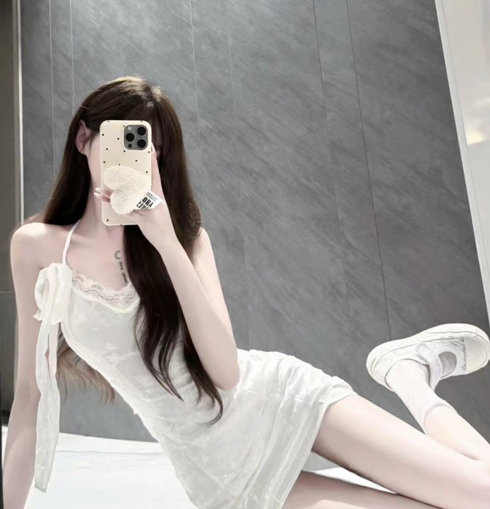 Live sex webcam photo for MMbaby-20 #286076525
