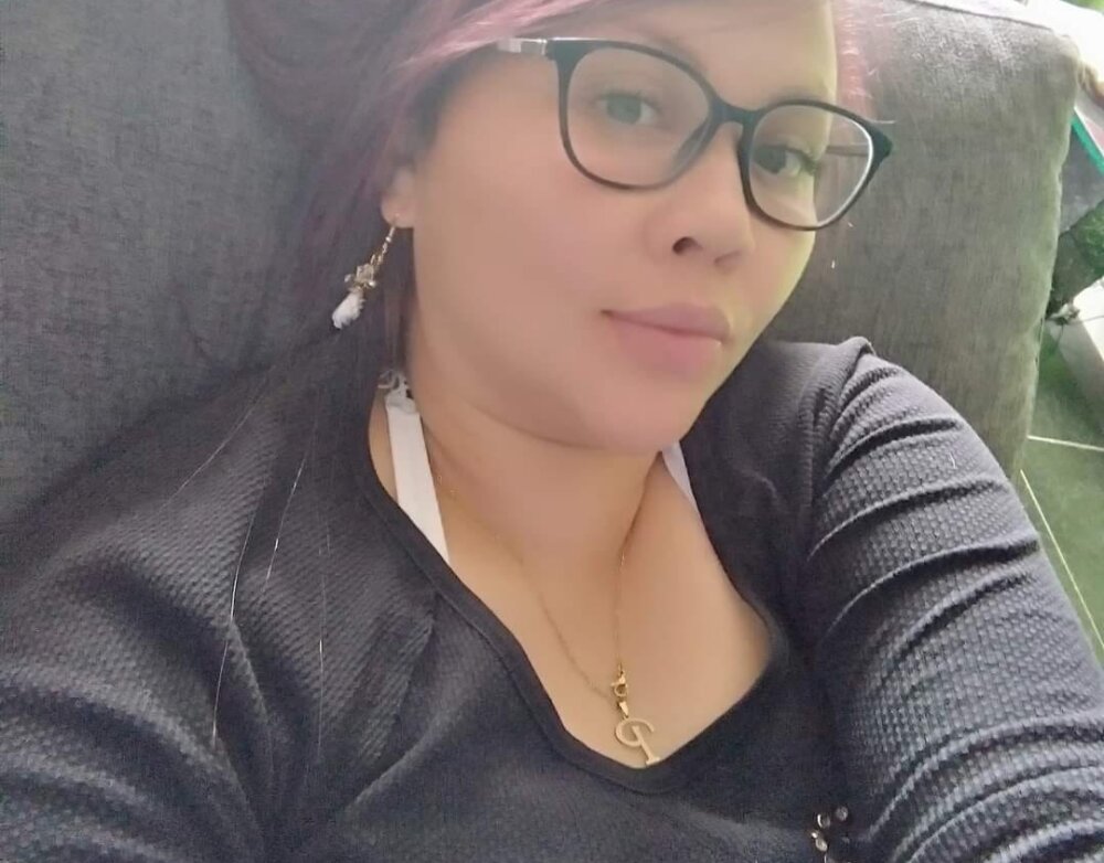 Abby__Queen__'s Offline Chat Room