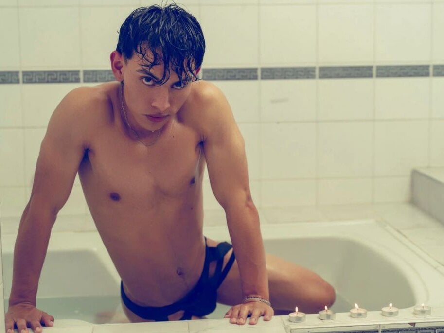 andrew_courtzz profile