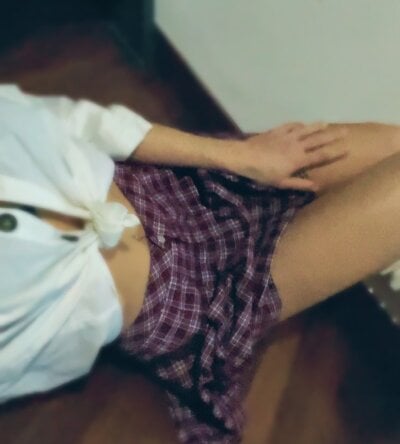 flowermadness on StripChat