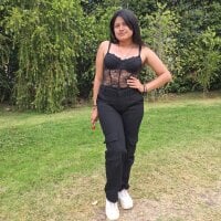 Melany_hot-'s Offline Chat Room