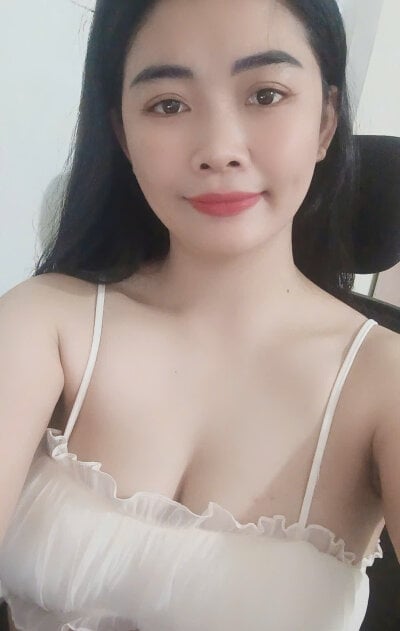 Uhem112 Female Trimmedyoung Online Cam Adult