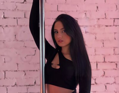 Bloody_Rayne - Stripchat Glamour Lovense Cam2cam Girl 