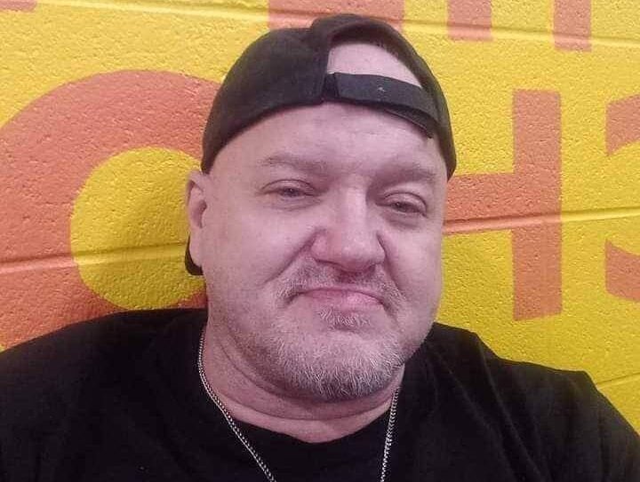 daveinstignace Chat Room offline
