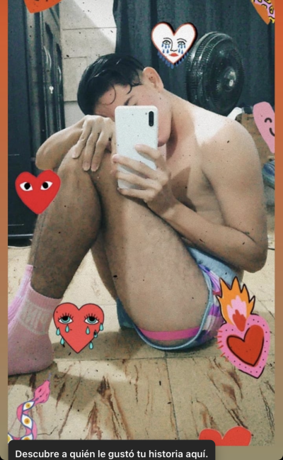 aries_moon from stripchat
