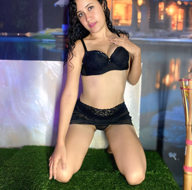 Hot_Latina_Girl-Dirt profile