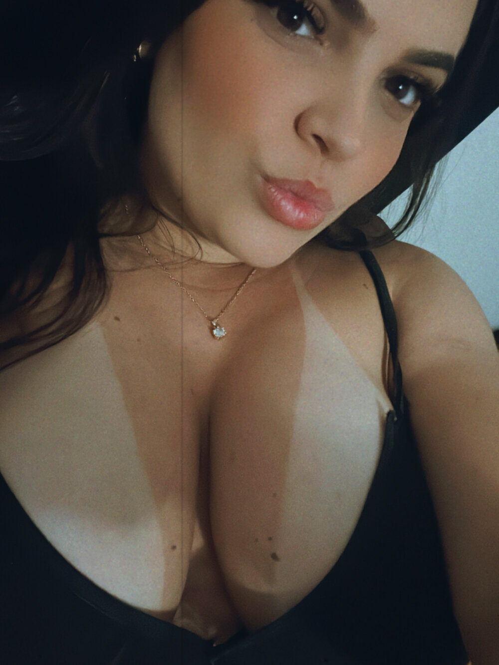 Live sex webcam photo for Lindaa-gostosa #290428873