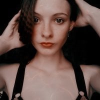 Courtney__Love's Offline Chat Room