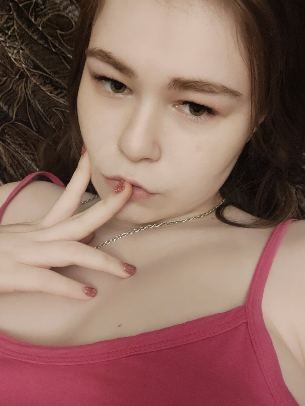 LucyMclaughlin 🌓 chat