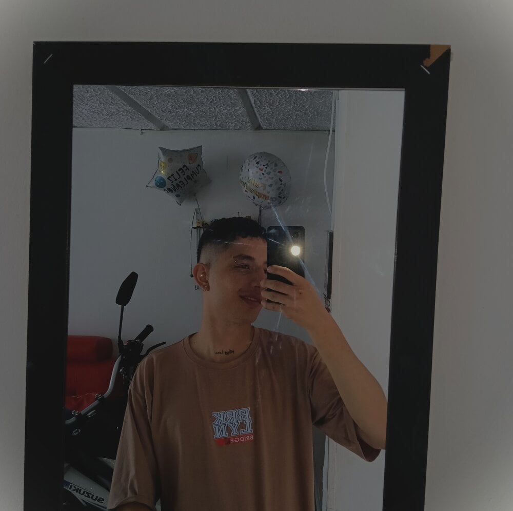 secret_boyxxx profile