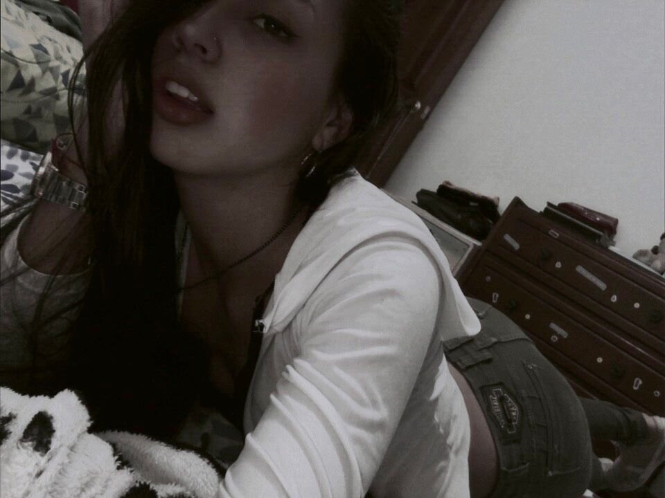 Live sex webcam photo for candyandrandy #289953901