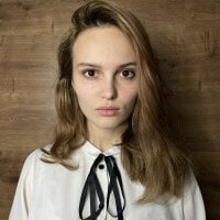 TheressaDean's Offline Chat Room