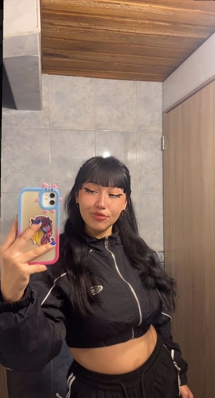 isabella_smith_t