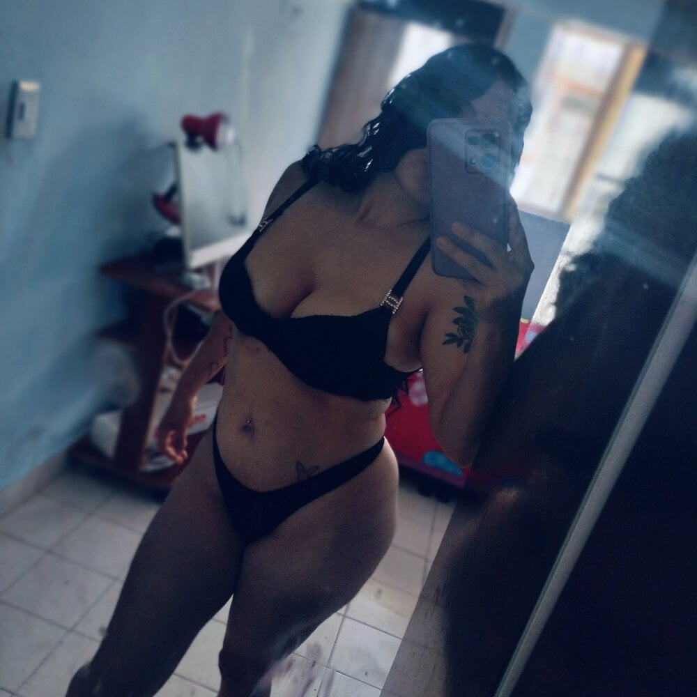 stripchat rainbow_candy24