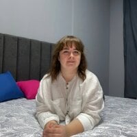 Agatha_Evansi's Offline Chat Room