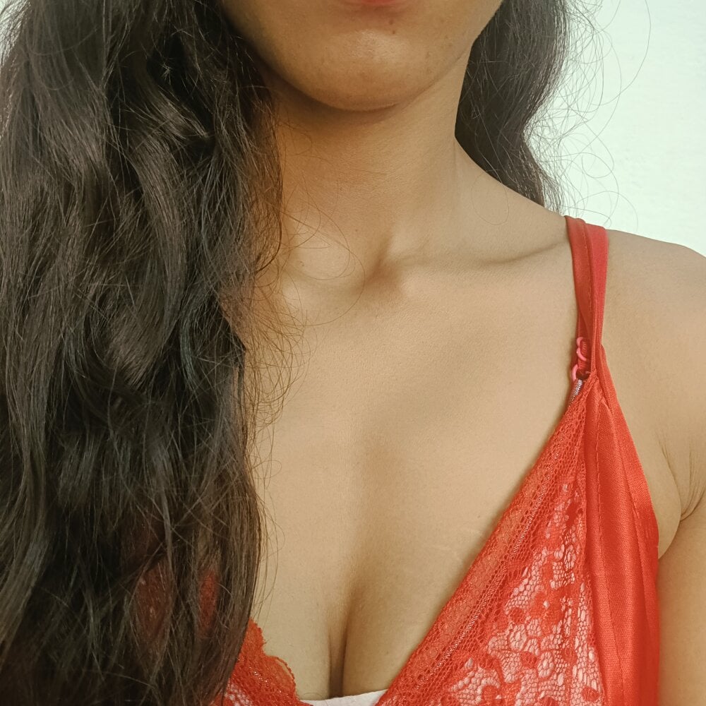 nidhi_nude profile