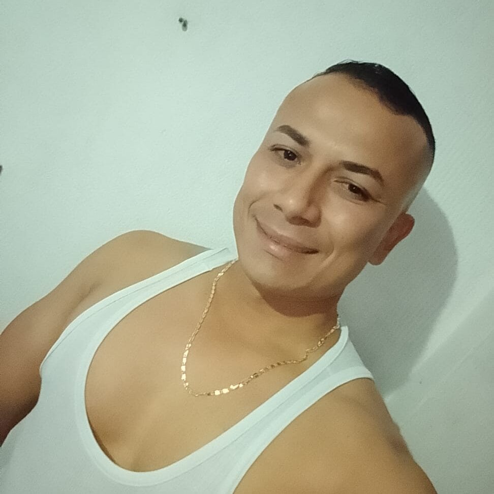 maikol_luza's Offline XXX Chat