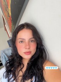 Maite_Rocks_'s Offline Chat Room