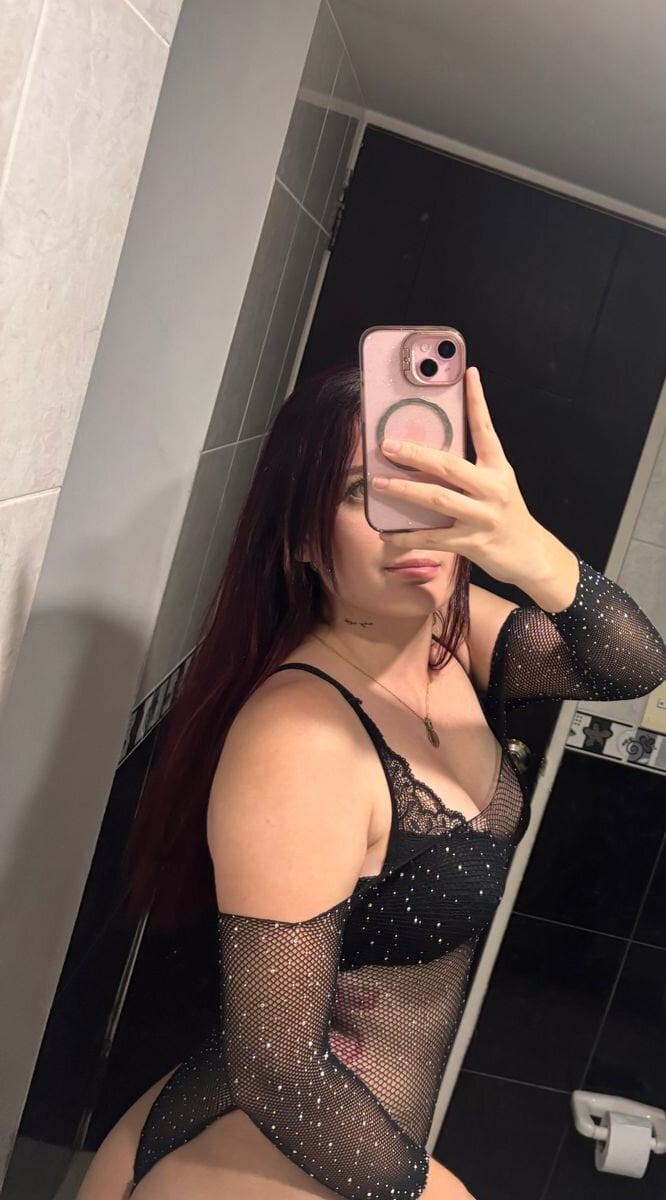 dulce_swe3t from stripchat