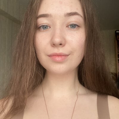 ElsaFrozenGirl