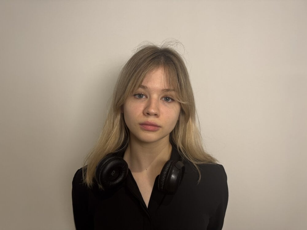 AnjaBreece profile