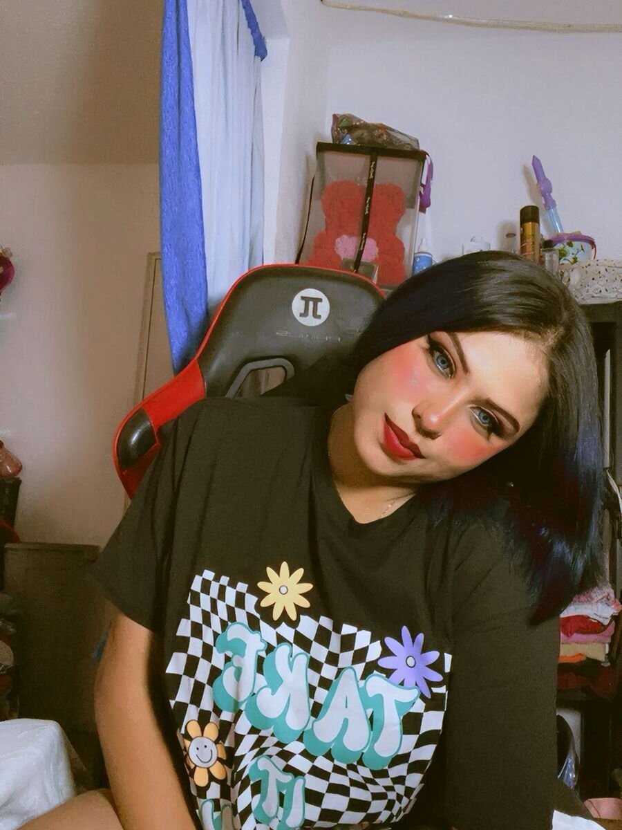 azulzulix from stripchat