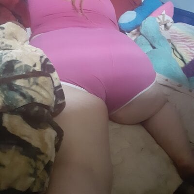 Yoursexything79 Couple Bigballs Free Cam Striptease