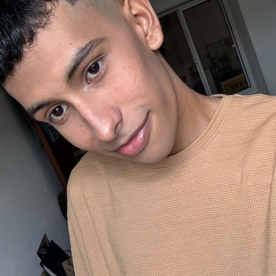 Noahh_Blake's Offline XXX Chat