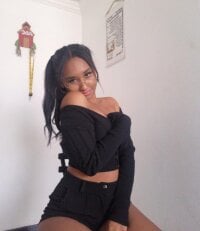 brandylove_v's Offline Chat Room