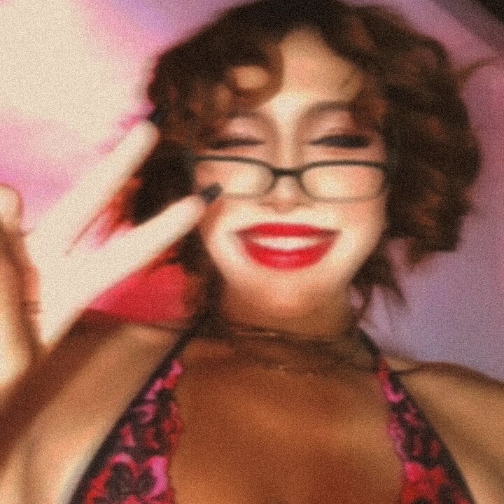 alexandralorens from stripchat