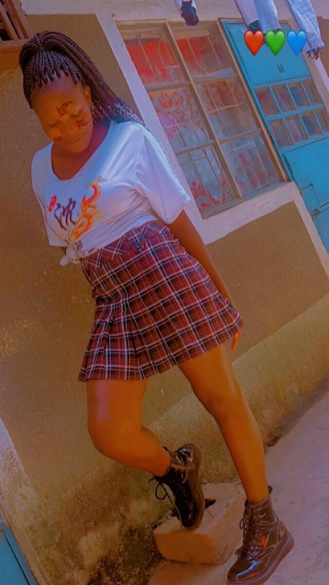 Ebony_synas