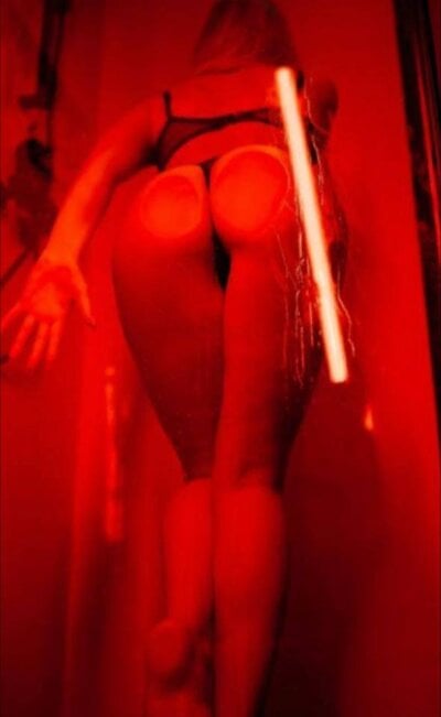 marilyn054 from stripchat