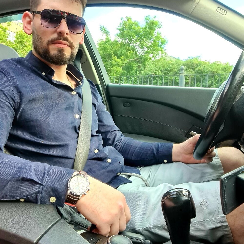 Live sex webcam photo for vipro10 #289676766